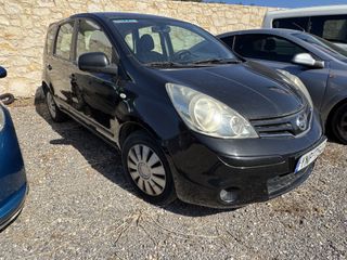 Nissan Note 2011-thumb-1