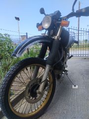 Yamaha XT 550 1981-thumb-7