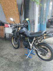 Yamaha XT 550 1981-thumb-9