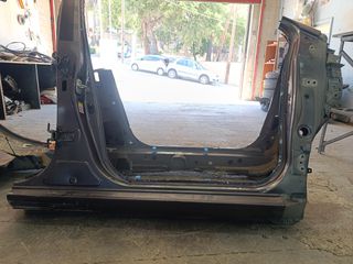 Toyota yaris μασπιές κολώνες-thumb-3
