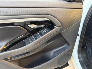 Land Rover Range Rover Evoque 2021-thumb-21
