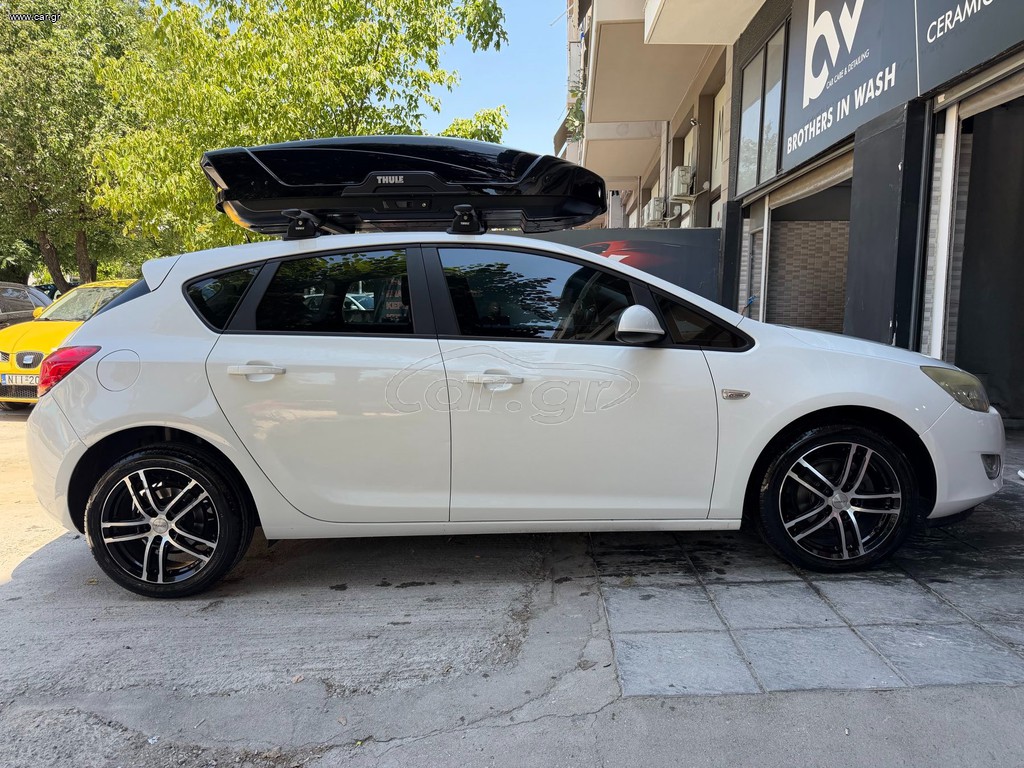 Opel Astra 2011 ASTRA J