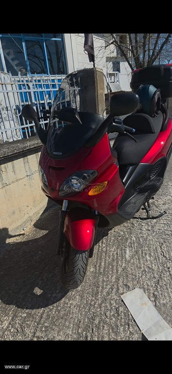 Piaggio X9 250 2000 Honda moter ηταν τα πρωτα της piaggio