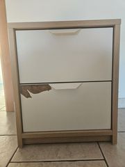 IKEA κομοδίνο