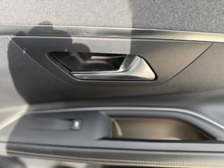 Peugeot 3008 2020 ALLURE  CONTROL-thumb-33