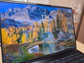 ASUS Vivobook S 16 OLED M5606WA (όχι ανταλλαγές, όχι παζάρια)