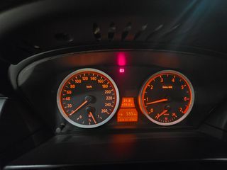 Bmw 520 2005 E60-thumb-14