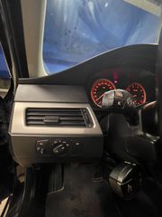 Bmw 520 2005 E60-thumb-15