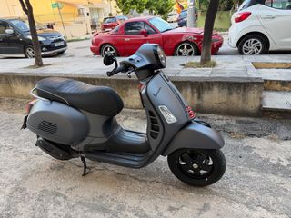 Vespa GTS 300 2019 GTS 300 Vespa-thumb-2