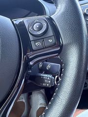Toyota Yaris 2018-thumb-24