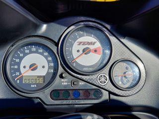 Yamaha TDM 850 2004-thumb-7