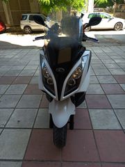 Kymco Downtown 300i 2012