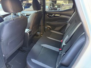 Nissan Qashqai 2017-thumb-7