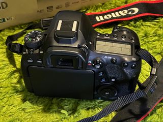Canon EOS 6D Mark II Body DSLR Full Frame-thumb-2