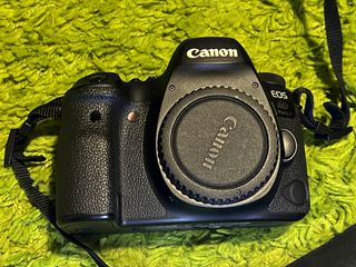 Canon EOS 6D Mark II Body DSLR Full Frame-thumb-5