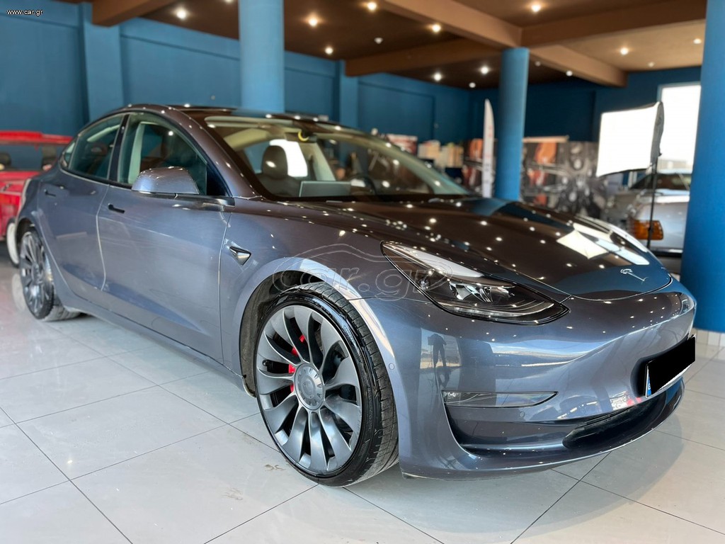 Tesla Model 3 2021 Perfromance 530ps !