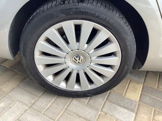 Volkswagen Golf 2018-thumb-25