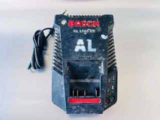 Αυθεντικός Ταχυφορτιστής Μπαταριών Bosch Professional AL 1860 CV (14.4V - 18V)