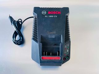 Αυθεντικός Ταχυφορτιστής Μπαταριών Bosch Professional AL 1860 CV (14.4V - 18V) - Σε Άριστη Κατάσταση