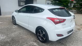 Hyundai i 30 2015 1.4 STYLE euro6-thumb-3