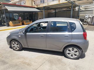 Chevrolet Aveo 2010-thumb-5
