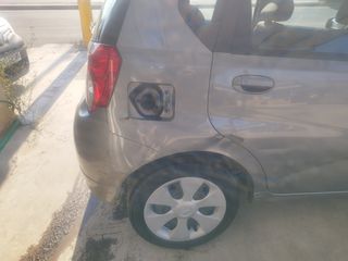Chevrolet Aveo 2010-thumb-4