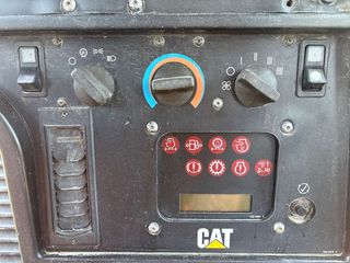 Μπουλντόζες CAT 2002 D6R-thumb-24