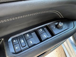 Jeep Compass 2022 ΕΛΛΗΝΙΚΟ 240hp S 4Xe BI-TONE ΑΨΟΓΟ !!!-thumb-29