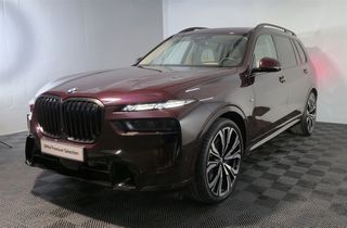 Bmw X7 2025 (X7 xDrive40d)