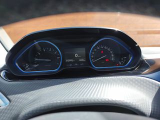 Peugeot 2008 2016 1.2 PureTech Crossway GRIP CONTROL Πανοραμμα-thumb-12