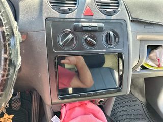 Volkswagen Caddy 2009-thumb-14