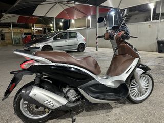 Piaggio Beverly 300i 2018-thumb-3