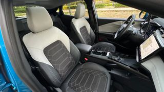 Ford Puma Gen-E 2025 PREMIUM-thumb-17