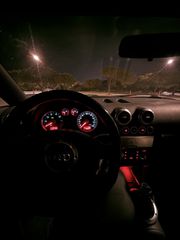 Audi TT 1999-thumb-4