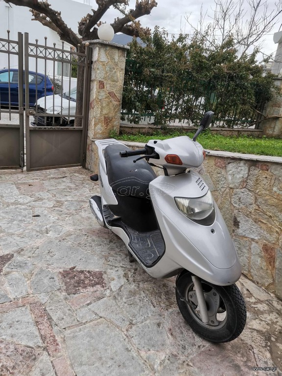 Suzuki UE 125 2002
