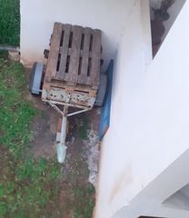 Τρέιλερ Αυτοκινήτου 2000