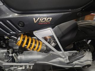 Moto Guzzi V 100 2025 mandelo s προσφορα 4 χρονια εγγυηση-thumb-5