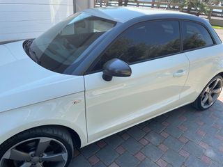 Audi A1 2011 1.4 TFSI S line S tronic-thumb-2