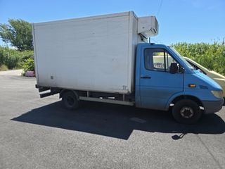 Ψυγείο Mercedes-Benz 2001 413 SPRINTER