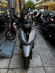 Piaggio Beverly 300 2024 S-thumb-3