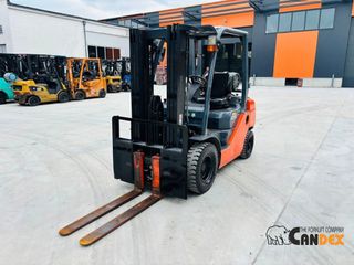 Toyota 2011 02-8FG25-thumb-5