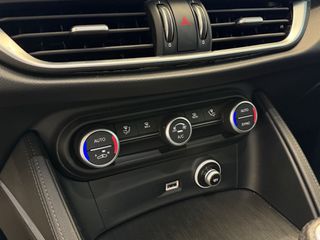 Alfa Romeo Stelvio 2020 2.2 DIESEL VELOCE AT8 - VENERIS MOTORS-thumb-34