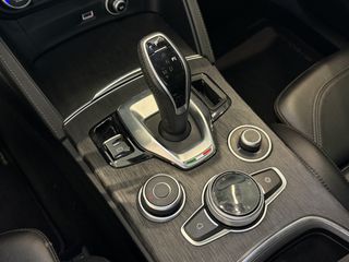 Alfa Romeo Stelvio 2020 2.2 DIESEL VELOCE AT8 - VENERIS MOTORS-thumb-35