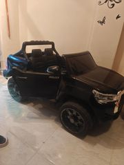NEW TOYOTA HILUX LICENSED 24 VOLT 4x4