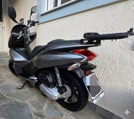 Honda PCX 125 2012-thumb-4