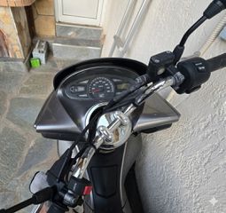 Honda PCX 125 2012-thumb-5