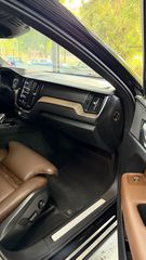 Volvo XC 60 2021 B5-thumb-12