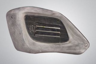 GILERA RUNNER 50 / 125 / 180 / 200 | SP / FX / FXR - ΑΕΡΑΓΩΓΟΣ ΠΟΔΙΑΣ / ΠΛΑΣΤΙΚΟ ΚΑΛΥΜΜΑ ΑΡΙΣΤΕΡΑ (ΕΩΣ 2005 ΜΟΝΤΕΛΑ)-thumb-1