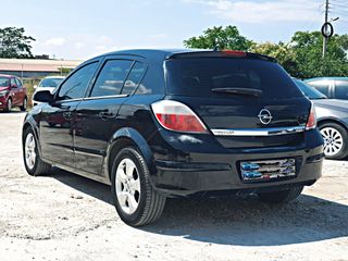 Opel Astra 2005 H COSMO FULL EXTRA  1.8 140HP-thumb-11