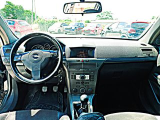 Opel Astra 2005 H COSMO FULL EXTRA  1.8 140HP-thumb-18